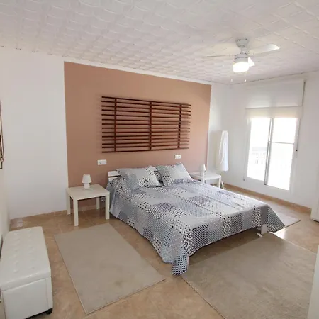 Casa Carine, Ideal Vacaciones: Wifi, Opcional Aire Acondicionado, Admite Mascotas, Playa Perros - Es-184-63