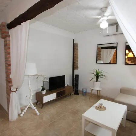 Casa Carine, Ideal Vacaciones: Wifi, Opcional Aire Acondicionado, Admite Mascotas, Playa Perros - Es-184-63 Deltebre