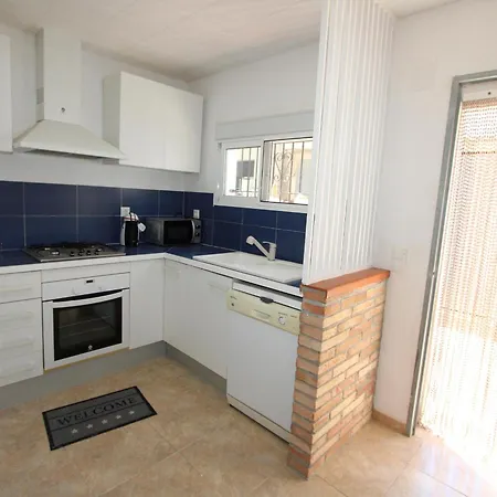 Casa Carine, Ideal Vacaciones: Wifi, Opcional Aire Acondicionado, Admite Mascotas, Playa Perros - Es-184-63 Holiday home Deltebre